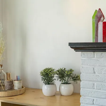 Gamoni - Spacious With Garden Миделкерк