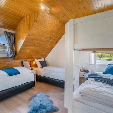 Gamoni - Spacious With Garden *