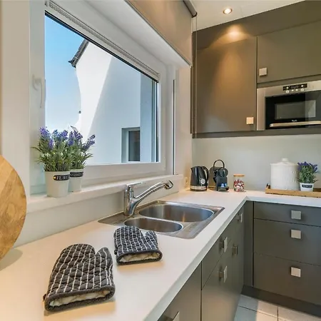 Holiday home Gamoni - Spacious With Garden *